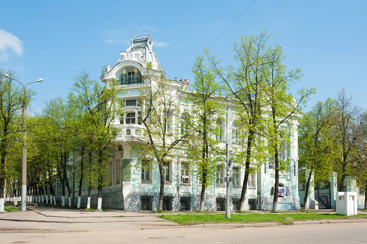 В родовом доме Бурылиных дед Дмитрия начал коллекционировать экспонаты. Сейчас в здании находится Музей ивановского ситца. Фото: Irina Burmistrova&nbsp;/ Shutterstock