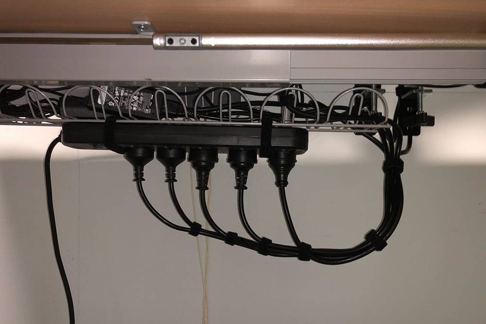 Кабель-менеджмент дома: пять шагов, чтобы навести порядок в проводах