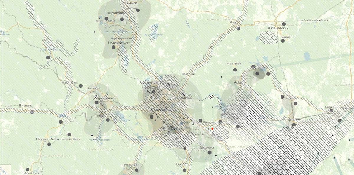 Карта загрязнений вокруг Екатеринбурга и окрестностей. Красная точка — мой участок. Пятно загрязнений рядом — это сельхозугодья, но там ничего не сажают уже 10&nbsp;лет. Источник: metrtv.ru