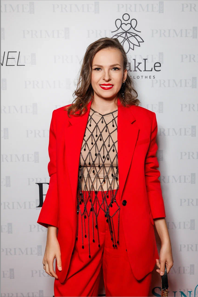 Елена Наумова