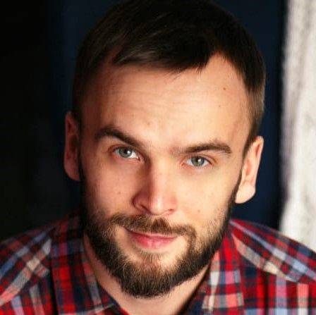 Роман Савинков