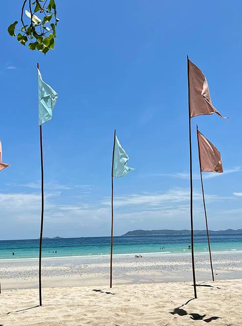 Самый популярный пляж на острове Ко Лан — Тиен