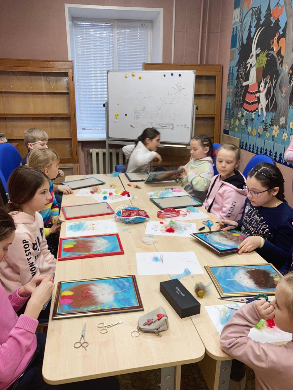 Урок живописи шерстью с детьми