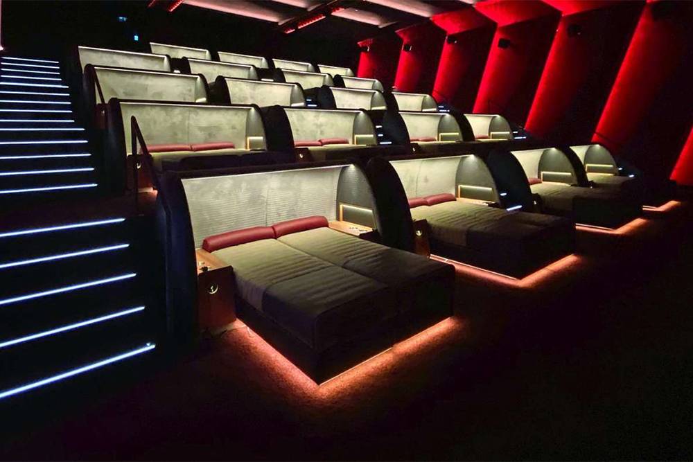Боюсь, после подъема в 06:30 в таком зале я&nbsp;бы «Аватара» не досмотрел. Источник: Traumpalast Leonberg