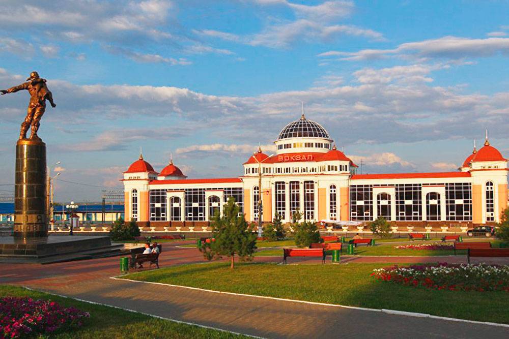 Железнодорожный вокзал Саранска. Автор: Юлия Честнова
