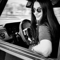 Александра Поникарова