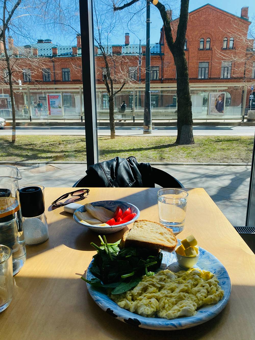 Мой завтрак с отличным видом