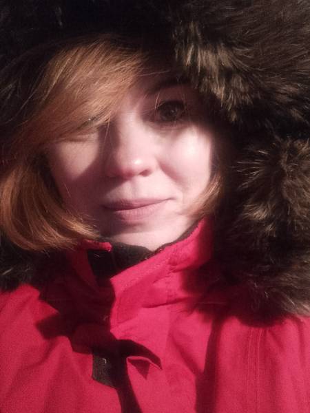 Олар Аринаны ұрып жатыр