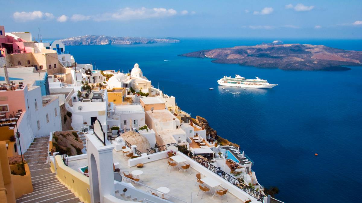 В Греции начали продавать круизы по островам