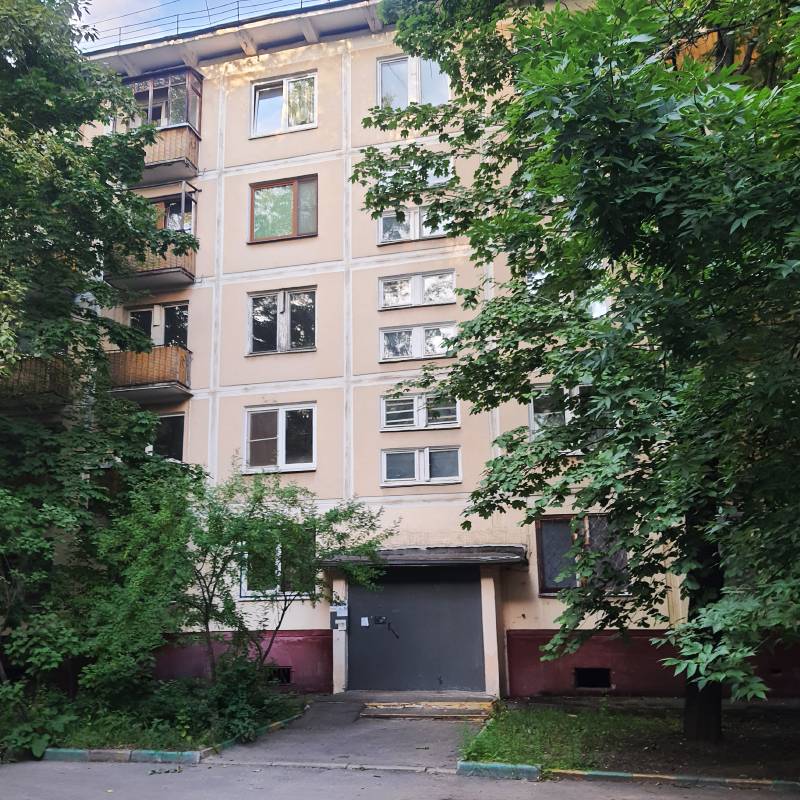 Как переехать в новую квартиру, сделать ремонт и не остаться на улице?