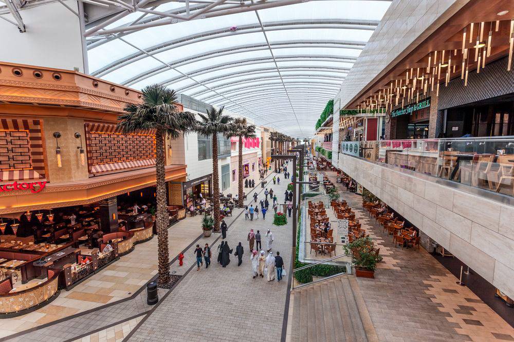 Торговый центр The Avenues. По выходным все кувейтцы идут в торговые центры