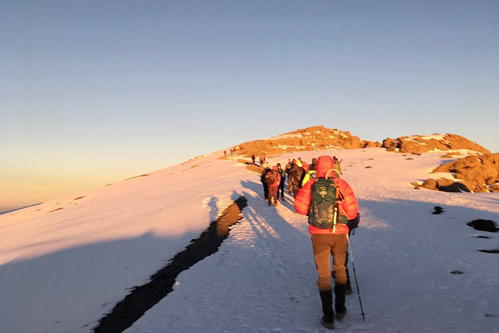 Ясный день на вершине Килиманджаро