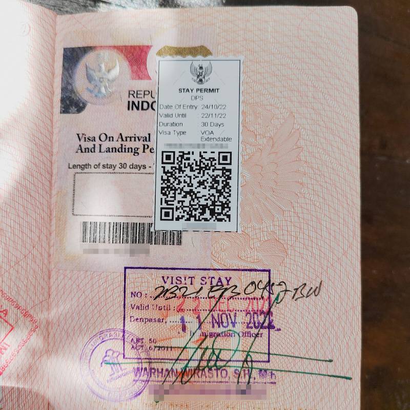 Такую визу я получил в паспорт по прилете на Бали. Она действует 30&nbsp;дней, затем рядом ставят штамп о продлении
