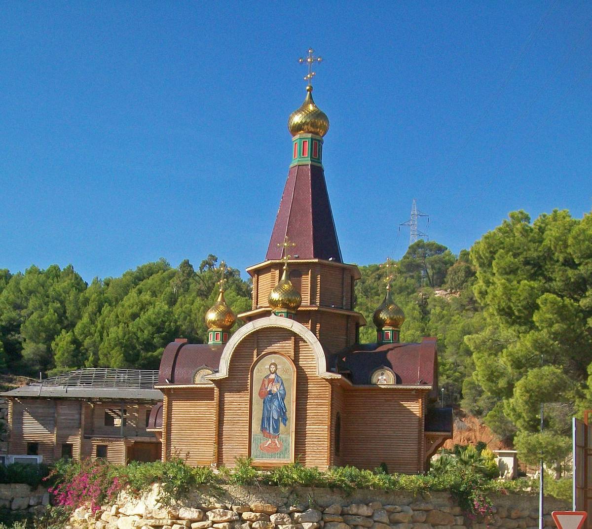 В храме Архангела Михаила в испанском городе Алтея на православные праздники не протолкнуться