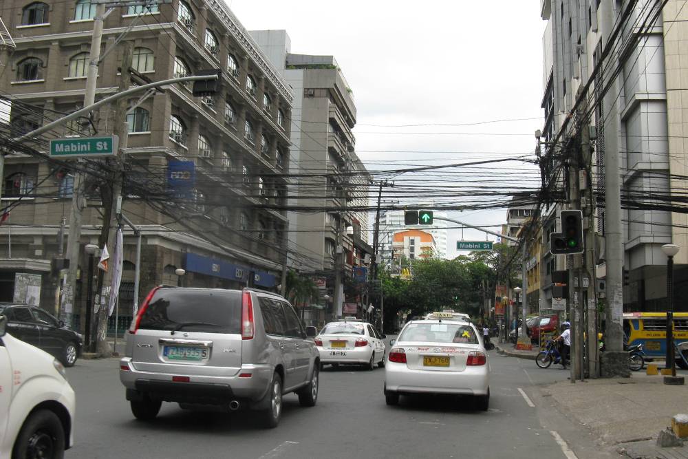 Манила — типичный азиатский город. Сюда можно только прилететь и тут же уехать на острова