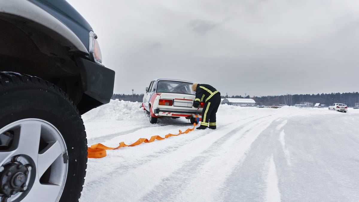 Как правильно буксировать авто