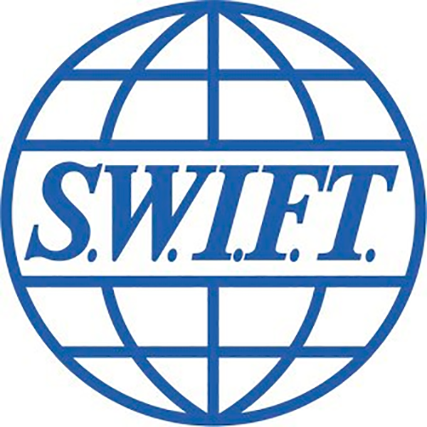 Логотип КТС подозрительно похож на логотип системы международных банковских переводов SWIFT