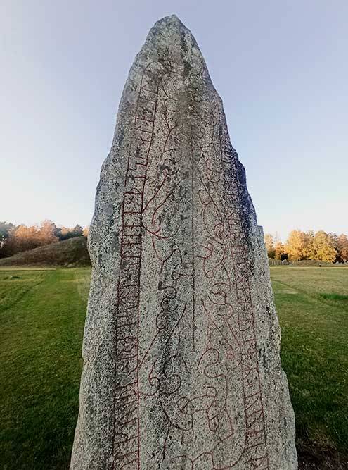 Рунный камень — наследие викингов