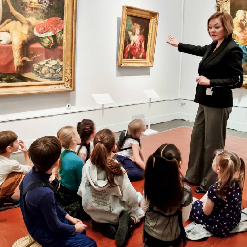 Эту экскурсию в Пушкинский музей я самостоятельно организовала для шестилетней дочки и ее друзей. Подобная смена формата поможет поддержать интерес детей в учебе
