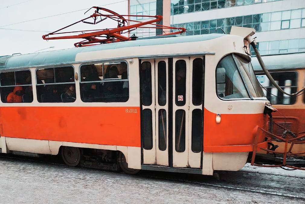 По Екатеринбургу до сих пор ходят трамваи 1960-х годов