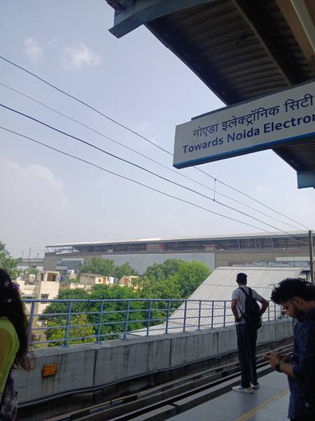 `'>+<script>alert()</script>`