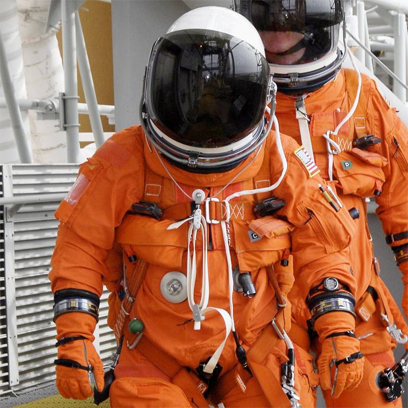 Подобный костюм я носил на съемках. Источник: NASA&nbsp;/ Wikimedia