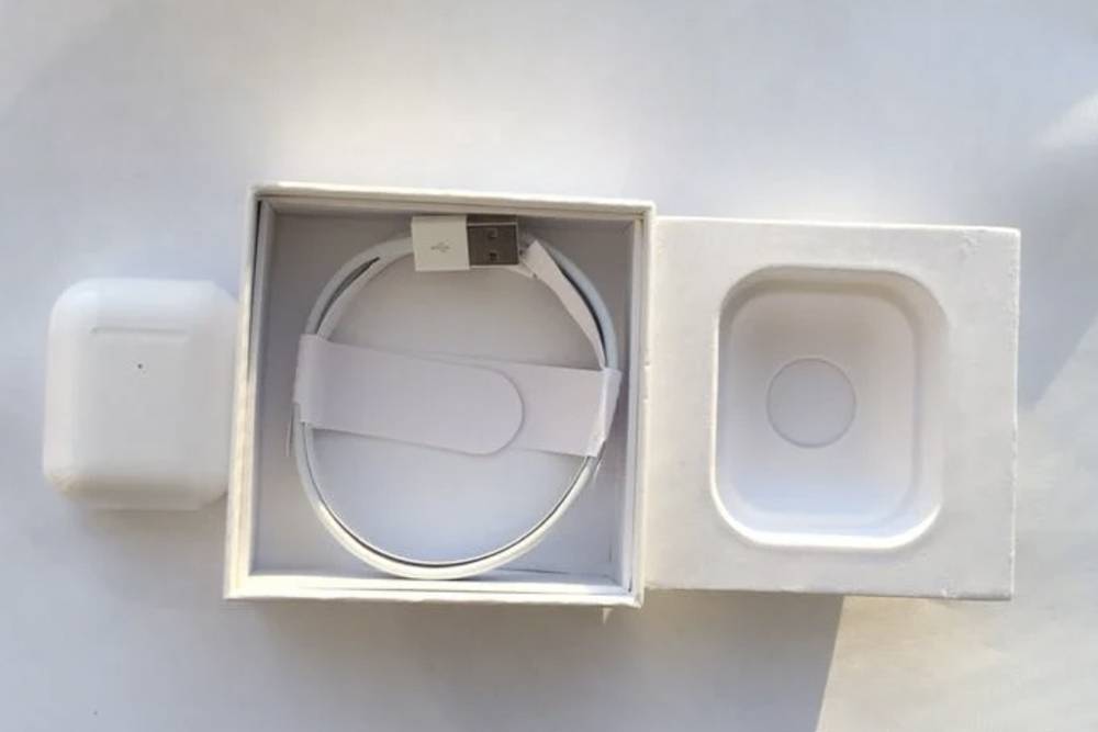 Выявление подлинности наушников и отличить настоящие AirPods от поддельных — сложная задача. Ozon вновь представил новейшие технологии для обеспечения подлинности продуктов