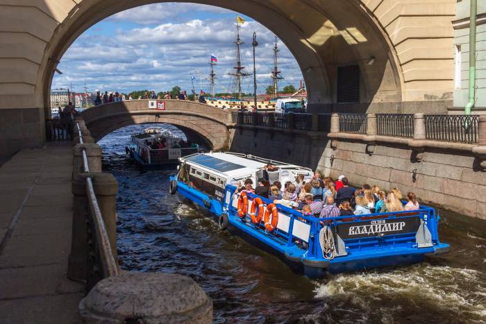 Реки и каналы Петербурга перетекают друг в друга. Фото: Sergei Ramiltsev / iStock