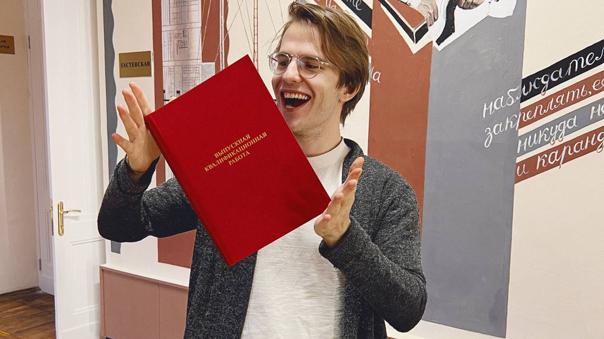 Как я написал диплом с помощью ChatGPT и оказался в центре спора о нейросетях в образовании