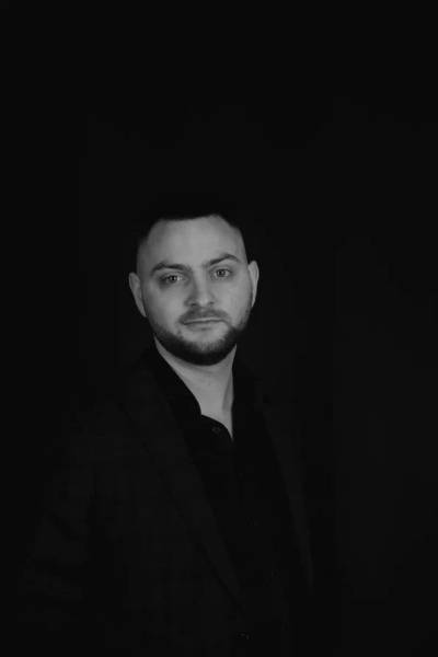 Валентин Пахомов