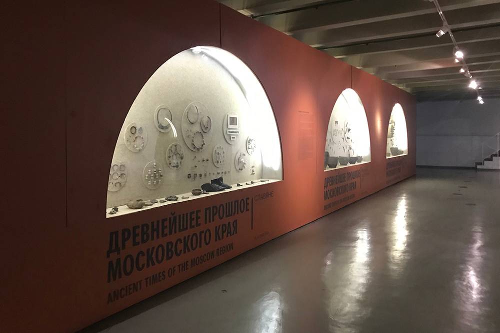 Аскетичный интерьер Музея Москвы