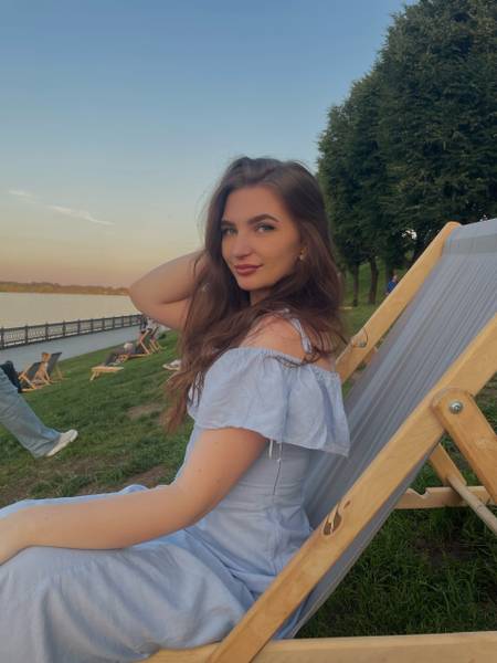 Алина Грудинина