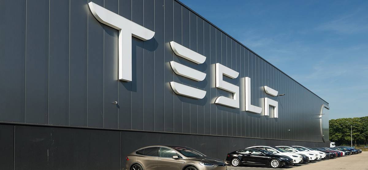 Экс-глава Ford: «‎Tesla сталкивается с серьезной конкуренцией»‎