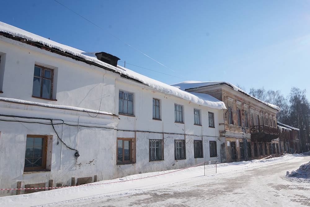 Так выглядит генеральский дом со стороны набережной