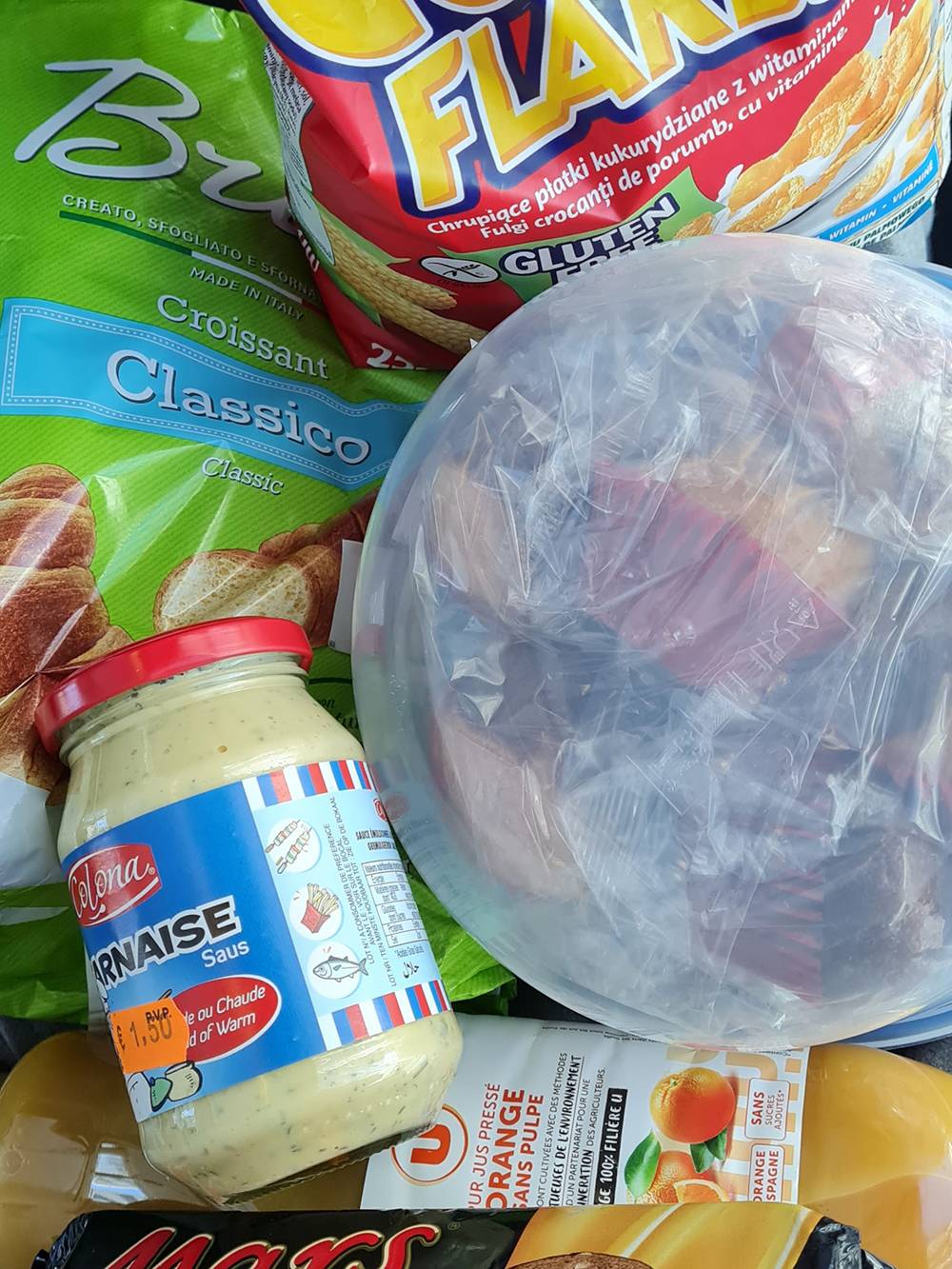 Набор еды за 3,99 € с просроченными продуктами. Зря я не поверила оценке 2,1