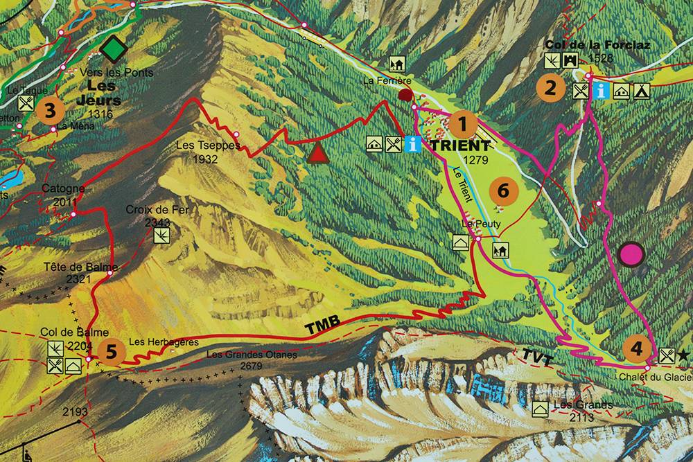Варианты маршрутов от города Trient. Мы шли по более пологому подъему, обозначенному красной линией и маркированному TMB, без подъема на перевал Tete de Balme (2321 м)