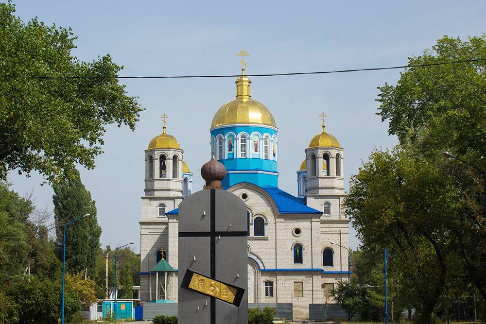 Покровский — самый высокий пятиглавый храм города