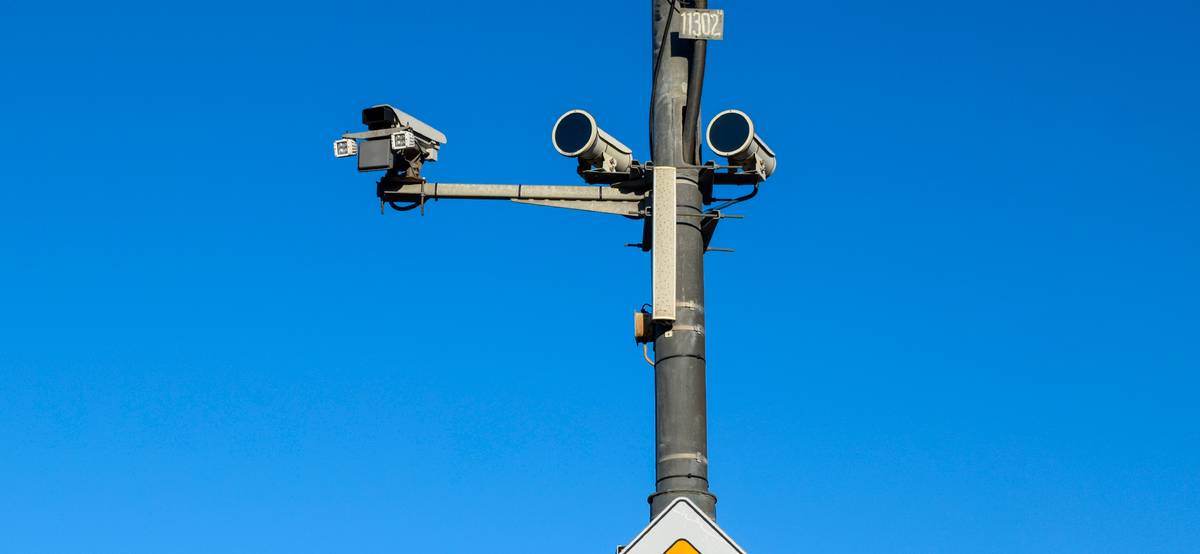 ГИБДД начала выявлять поддельные техосмотры с помощью дорожных камер