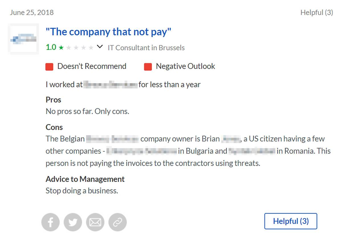 Так выглядел негативный отзыв о компании на Glassdoor. Сайт не удаляет отзывы, зато сам работодатель может ответить и попытаться снизить негатив. Но здесь компания окончательно утопила собственную репутацию истерическим комментарием с угрозами