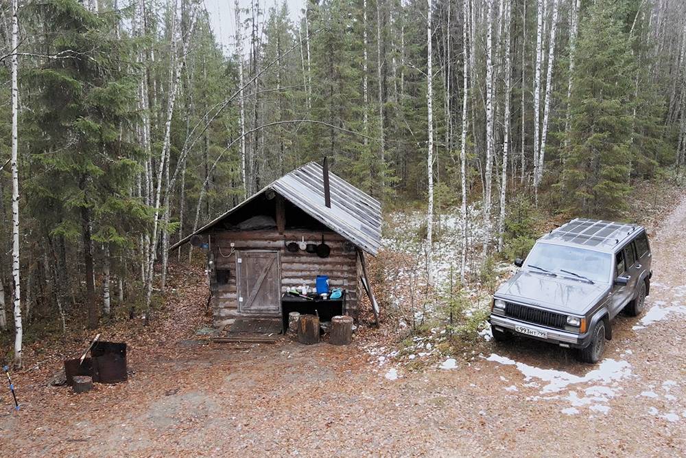 В Архангельской области я живу в такой избушке