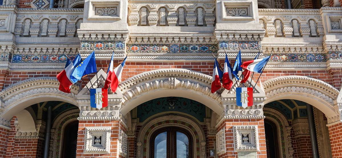 Франция начнет выдавать туристические визы россиянам, у которых уже был шенген