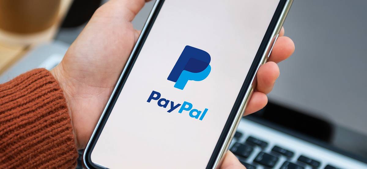 Акции PayPal обвалились на 18% после слабого отчета и прогноза на 2022 год