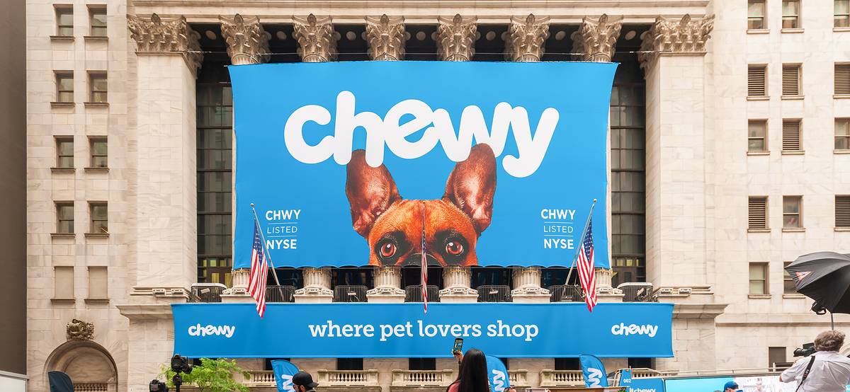 Акции Chewy упали на 10% после отчета