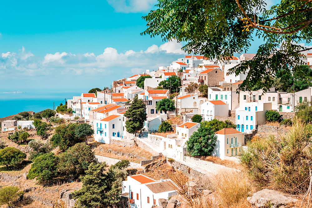 На Нисиросе есть типичные греческие деревни с маленькими белыми домами. Источник: Tom Jastram / Shutterstock
