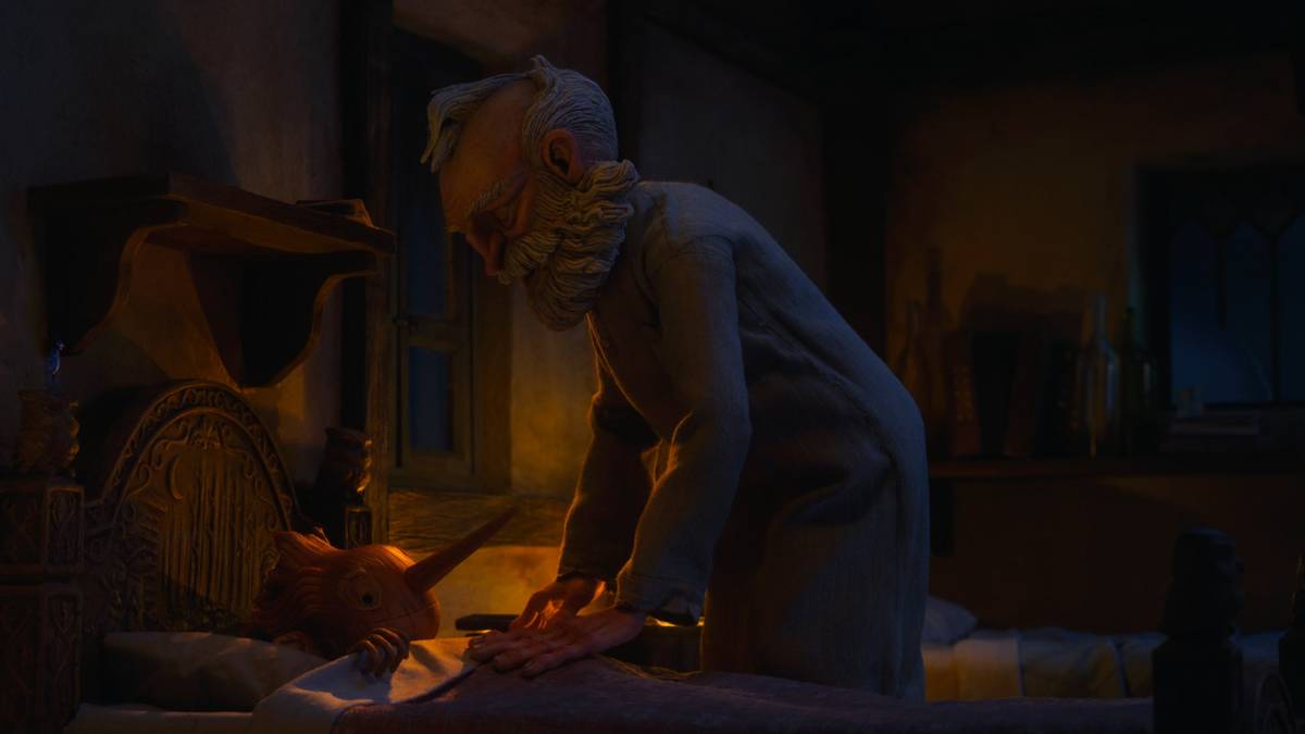 В «Пиноккио» много грустных семейных сцен. Милая анимация усиливает эффект погружения в историю деревянного мальчика и его отца. Источник: Netflix