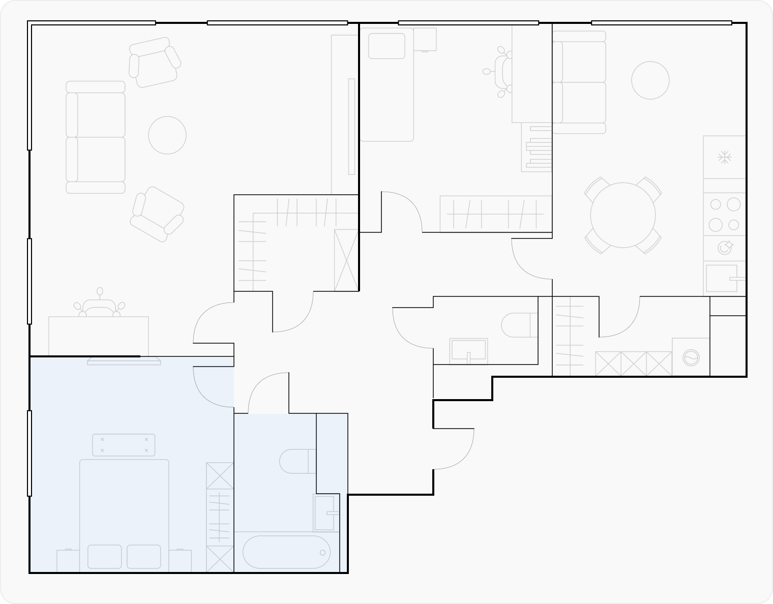 Такая планировка позволяет легко превратить родительскую спальню в мастер-спальню с гардеробной — нужно лишь перенести дверь. У входа есть дополнительный гостевой туалет. Источник: «Квартал на воде»