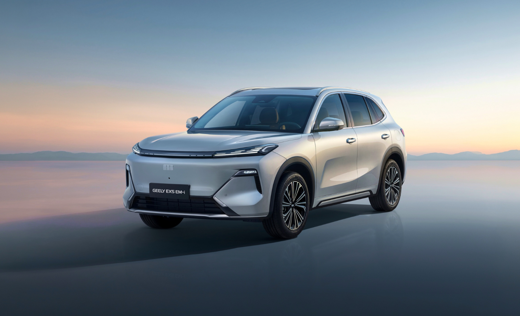 Geely EX5 Гибрид