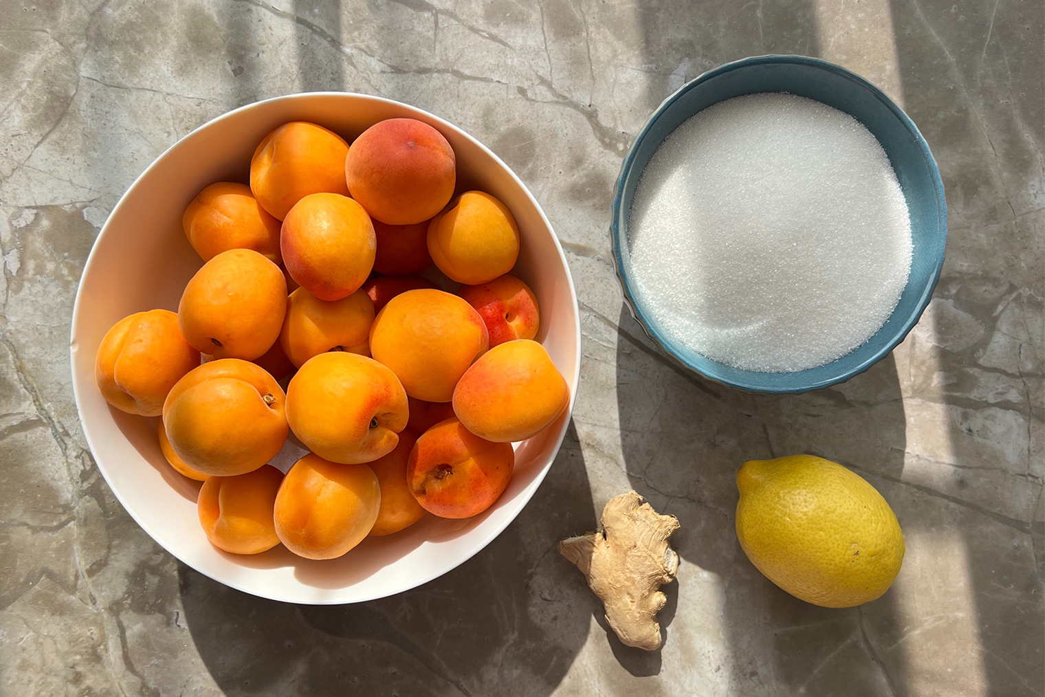 Ингредиенты для варенья из абрикосов