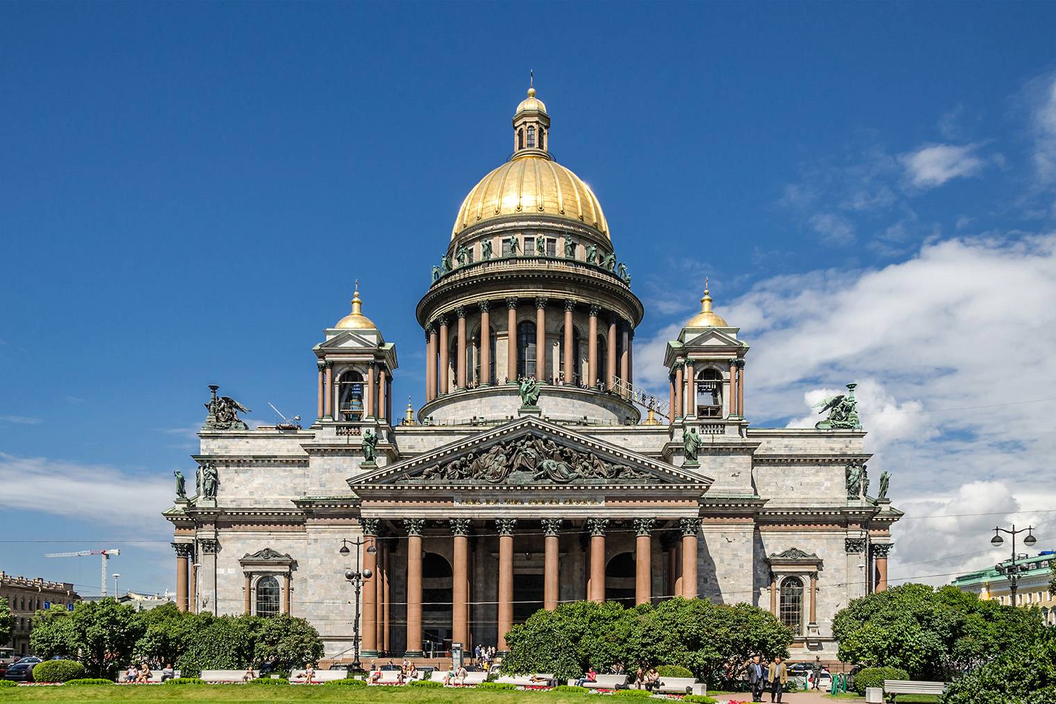 01-churches-petersburg.jpg