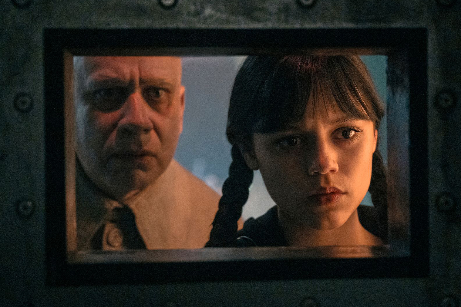 Дженна Ортега не только исполнила главную роль, но и выступила продюсером во втором сезоне шоу. Источник: Netflix